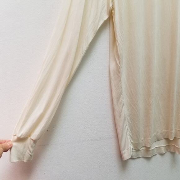 Vintage 90s Eddie Bauer 100% Silk Long Sleeve Base Layer Tee Shirt Cream Mens XL - Picture 5 of 9